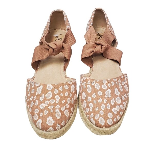 Lifestride Kascade Leopard Print Espadrille Wedges Size 10 Wide - Picture 2 of 7